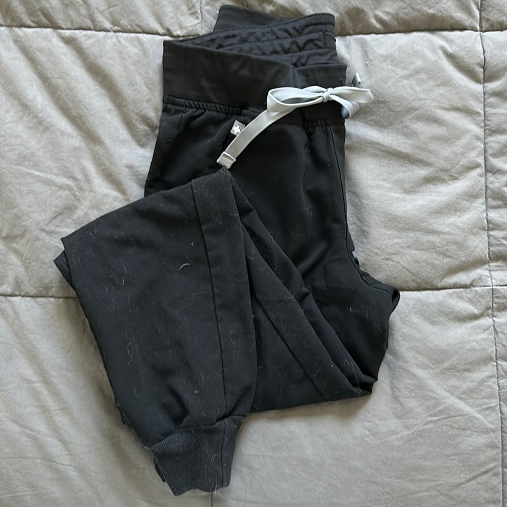 Figs Women's Zamora - Petite Jogger Scrub Pants